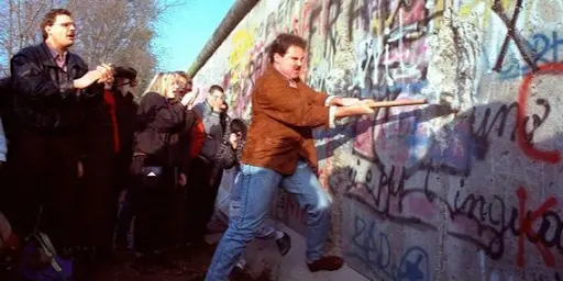caida-del-muro-de-berlin-1989